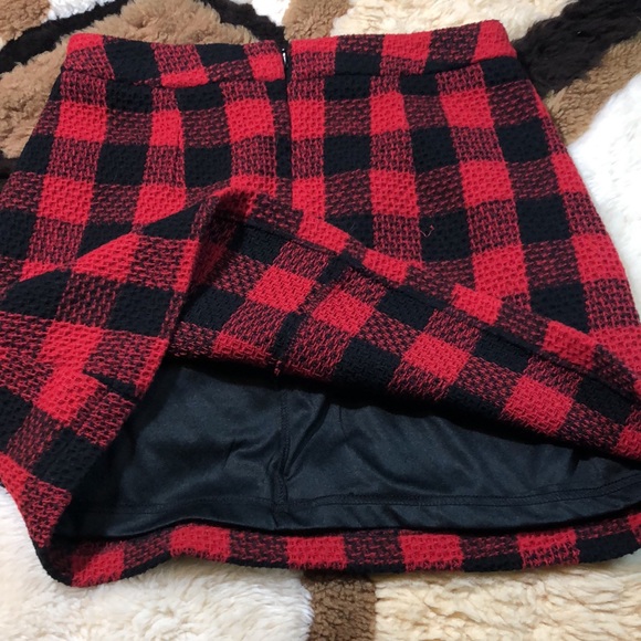 Plaid A-Line Skirt - Picture 3 of 4